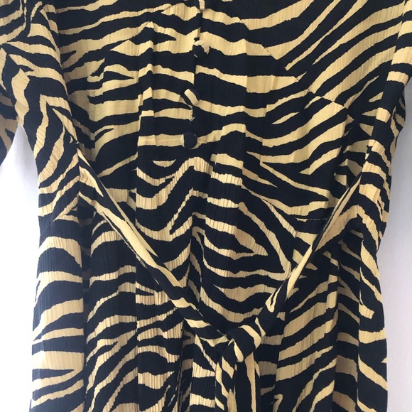 Faithful the brand short dress, tie waist, worn once! - Picture 4 of 5